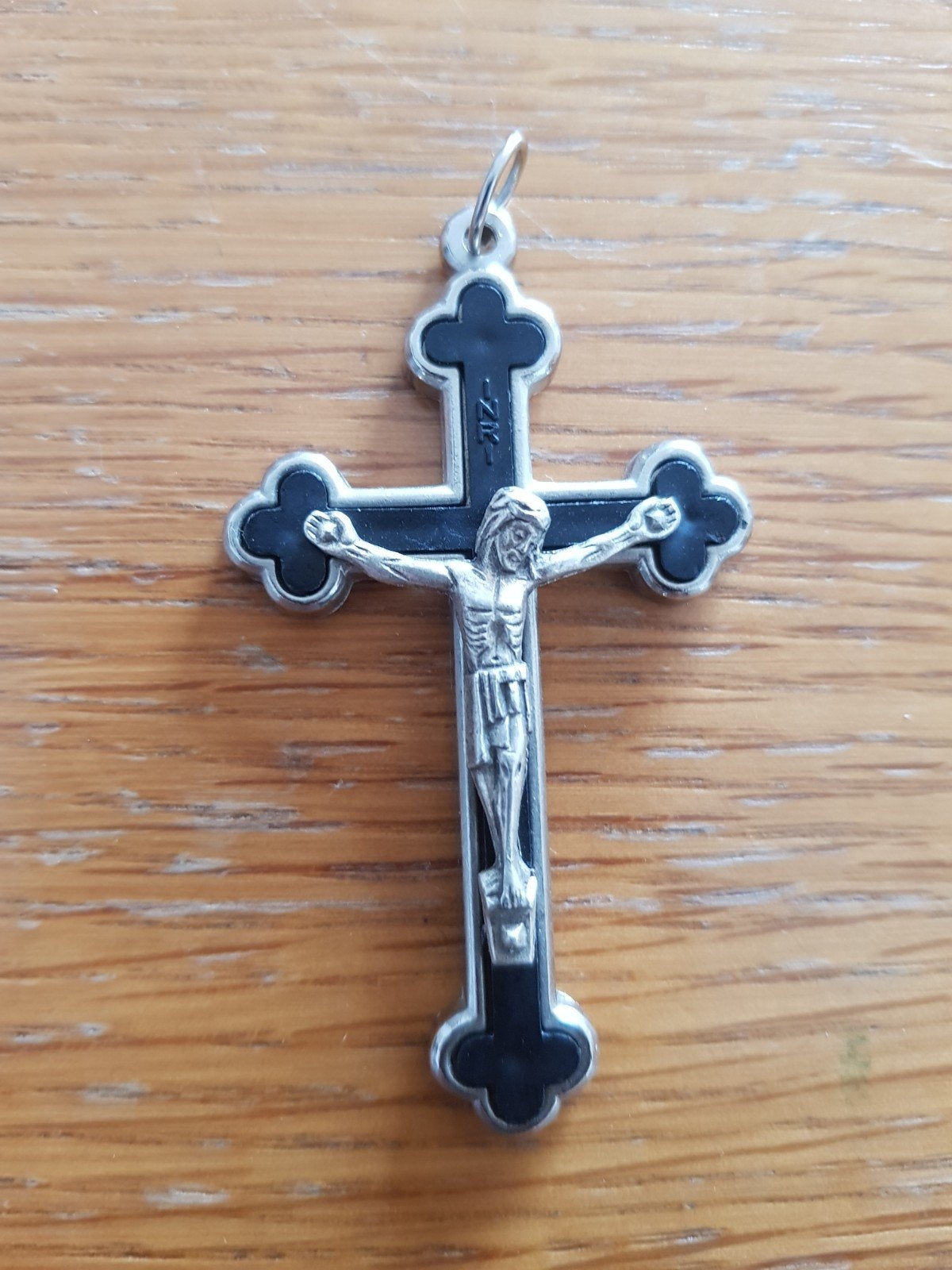 Vintage Zilverkleurig Kruisbeeld met Zwarte Inleg - Italië, Ophalen of Verzenden