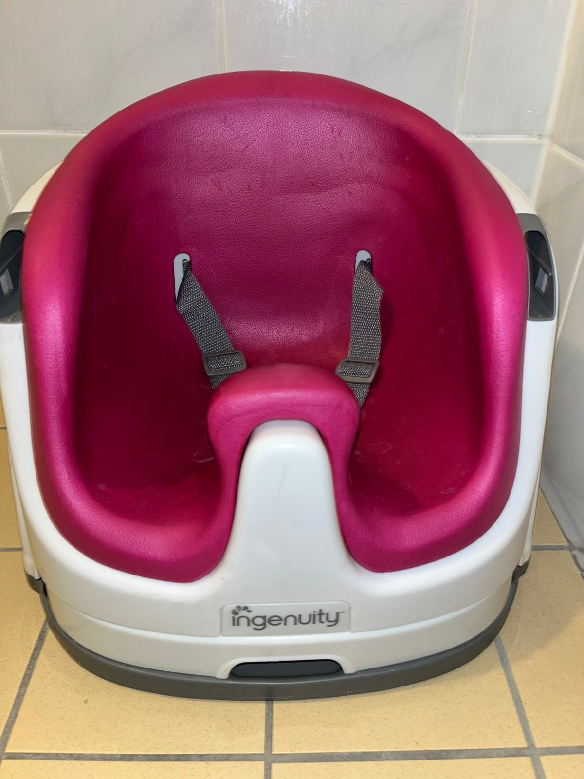 Ingenuity Baby Base 2 in 1 zitje met Eetblad, Ophalen, Zo goed als nieuw, Overige typen