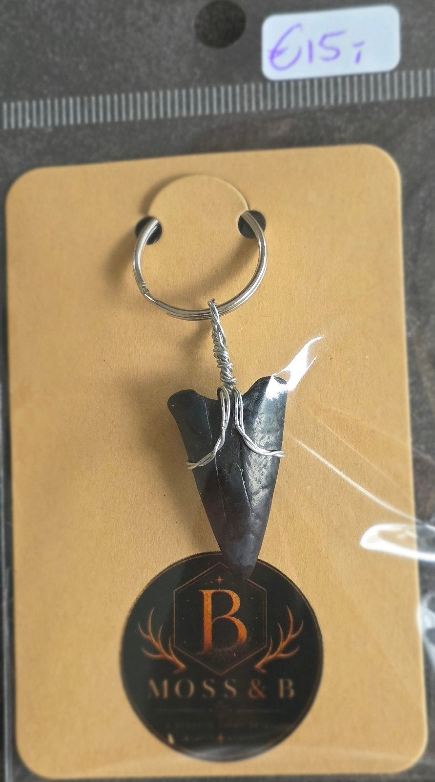 unieke sleutelhanger met fossiele haaientand, Ophalen of Verzenden, Nieuw, Dier of Natuur