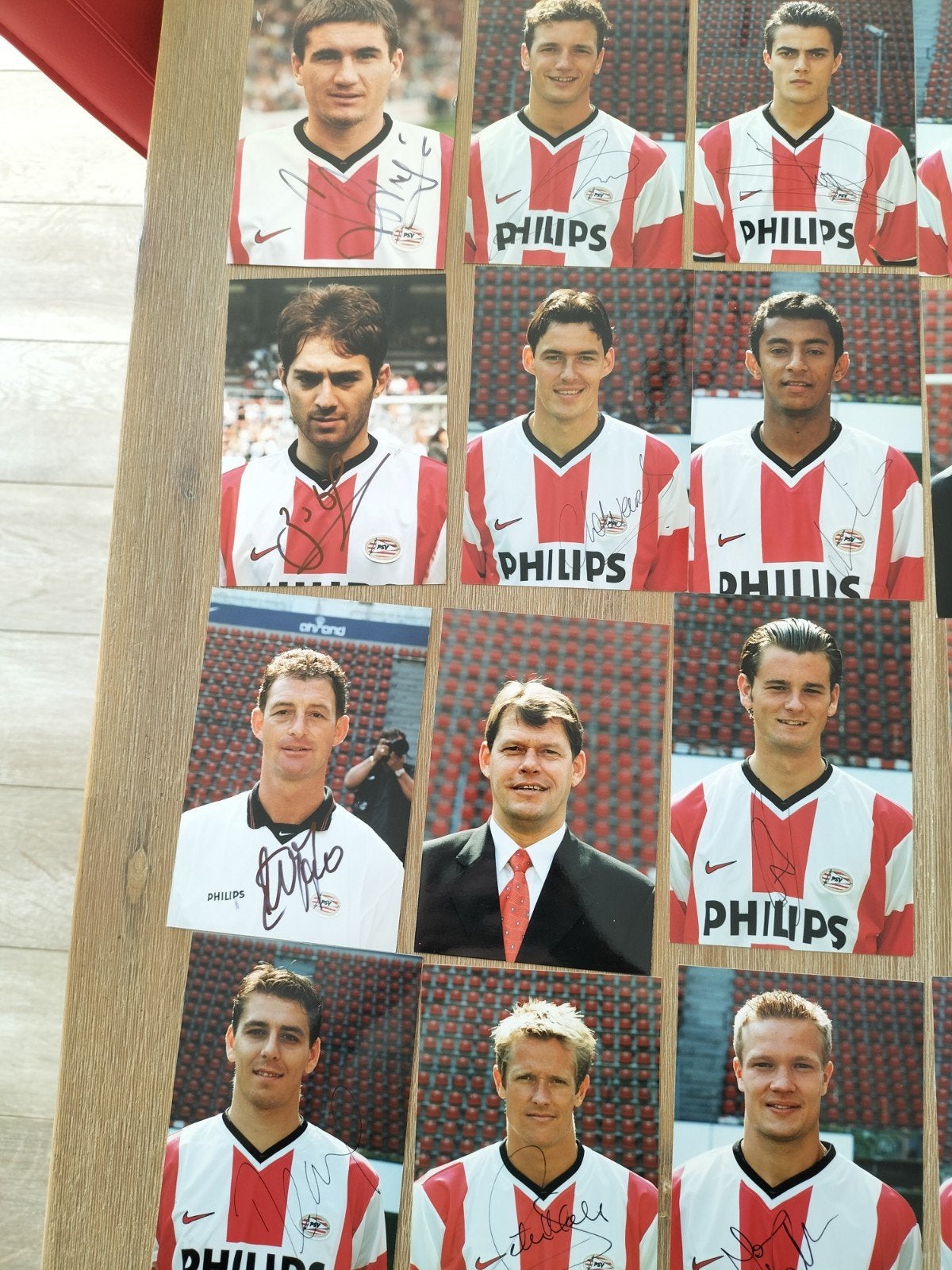 PSV selectie kleurenfoto's seizoen 98/99 met handtekeningen, Ophalen of Verzenden, Zo goed als nieuw, PSV, Spelerskaart