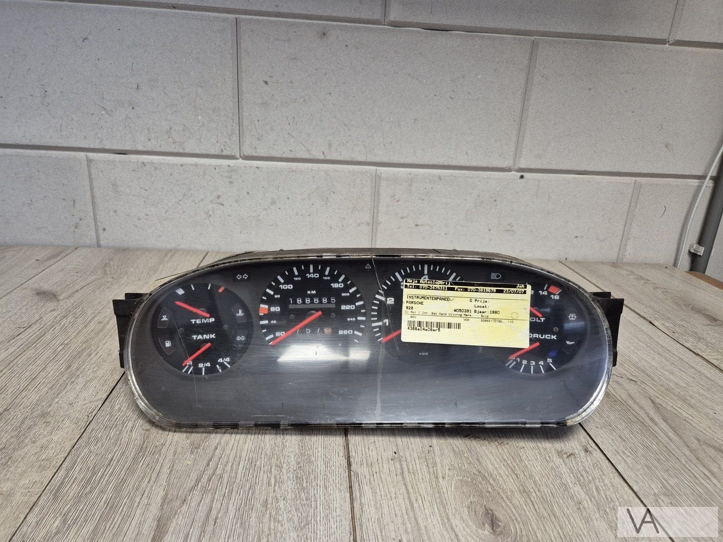 Porsche 928 1977 - 1995 cockpit tellerklok 92864110130 €250, Auto-onderdelen, Dashboard en Schakelaars, Gebruikt, -, -, Porsche