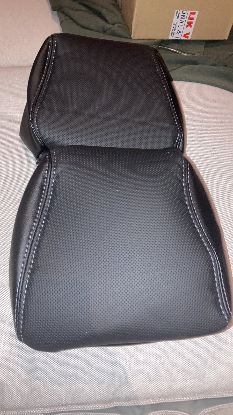 2 nieuwe zwarte hoofdsteun hoezen caddy, Auto-onderdelen, Ophalen of Verzenden, Nieuw, Volkswagen