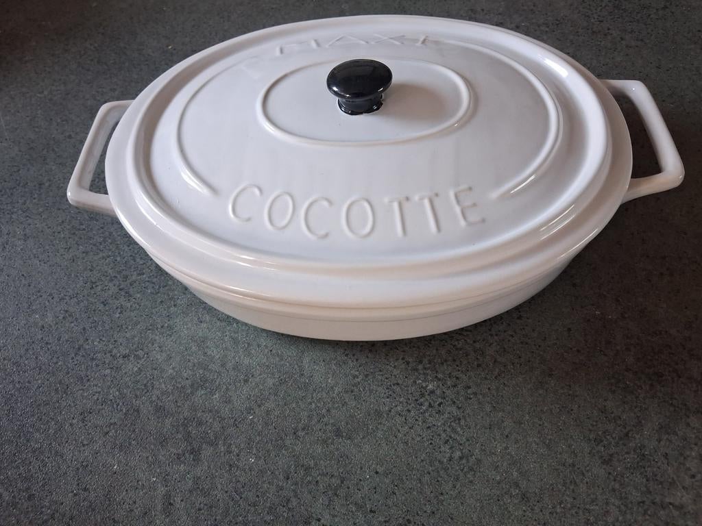 Te koop nieuwe Maxi Cocotte ovenschaal., Ophalen of Verzenden, Nieuw, Overige materialen, Overige typen
