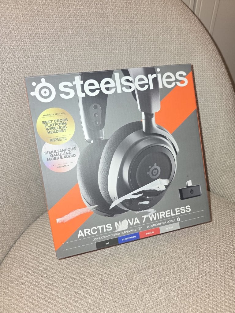 SteelSeries Arctis Nova 7 Wireless Gaming UNIEK:2x Dongle!, Computers en Software, Headsets, Ophalen, Mute-functie, Steelseries Arctis