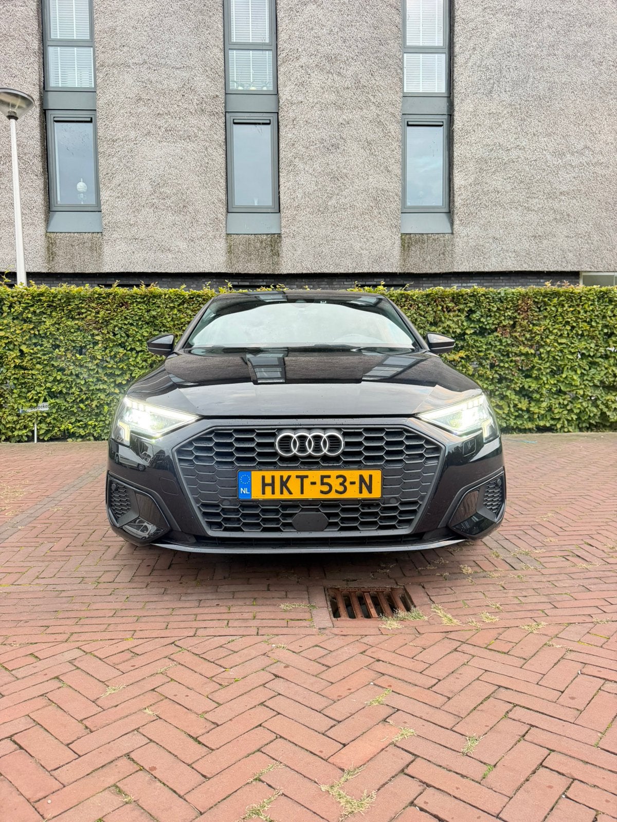 Audi A3 40 TFSI e zwart pano bouwjaar 2022, Auto's, Stof, 4 cilinders, 150 pk, 195 cc