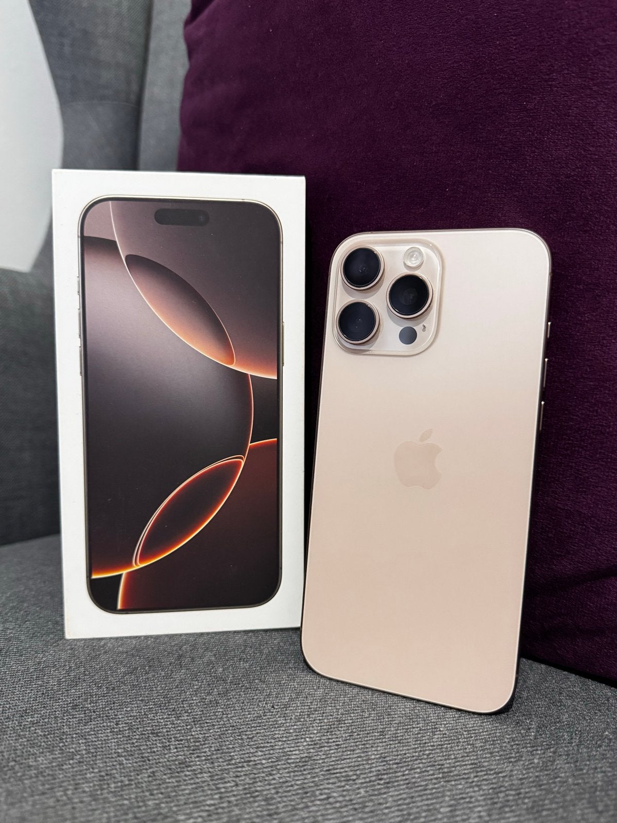 iPhone 16 Pro Max 256GB - Zorgvuldig gebruikt, Telecommunicatie, Mobiele telefoons | Apple iPhone, IPhone 16 Pro Max, Zo goed als nieuw