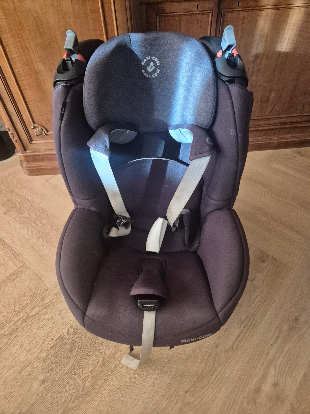Maxi-Cosi Tobi Autostoel 9-18 kg – Authentic Black (2021), Kinderen en Baby's, Autostoeltjes, Ophalen, Verstelbare rugleuning