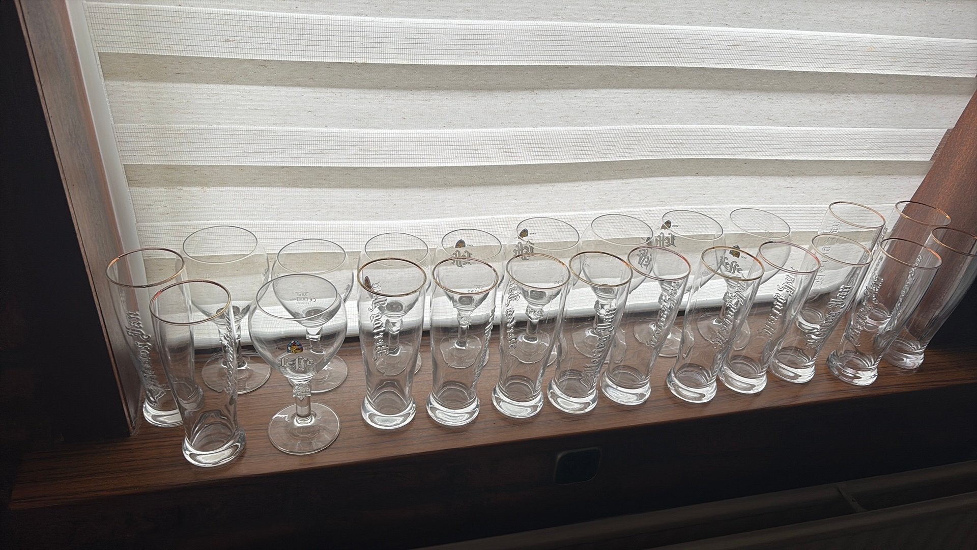 Diversen glazen Leffe blond, Hertog Jan enz, Ophalen, Zo goed als nieuw, Bierglas