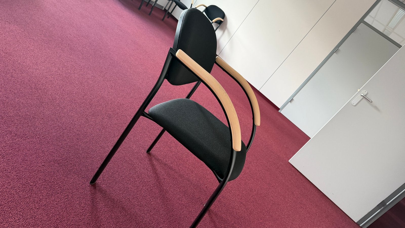 Vergader-/bureaustoelen, Ophalen, Zo goed als nieuw, Zwart, Vijf, Zes of meer stoelen