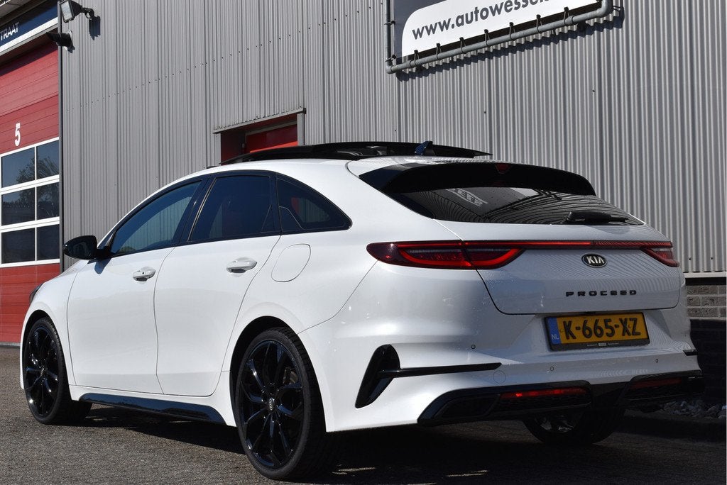 Kia ProCeed 1.5 T-GDI GT-Line Panorama, virtual cockpit, Ada, Auto's, Kia, 1325 kg, Gebruikt, Euro 6, 4 cilinders