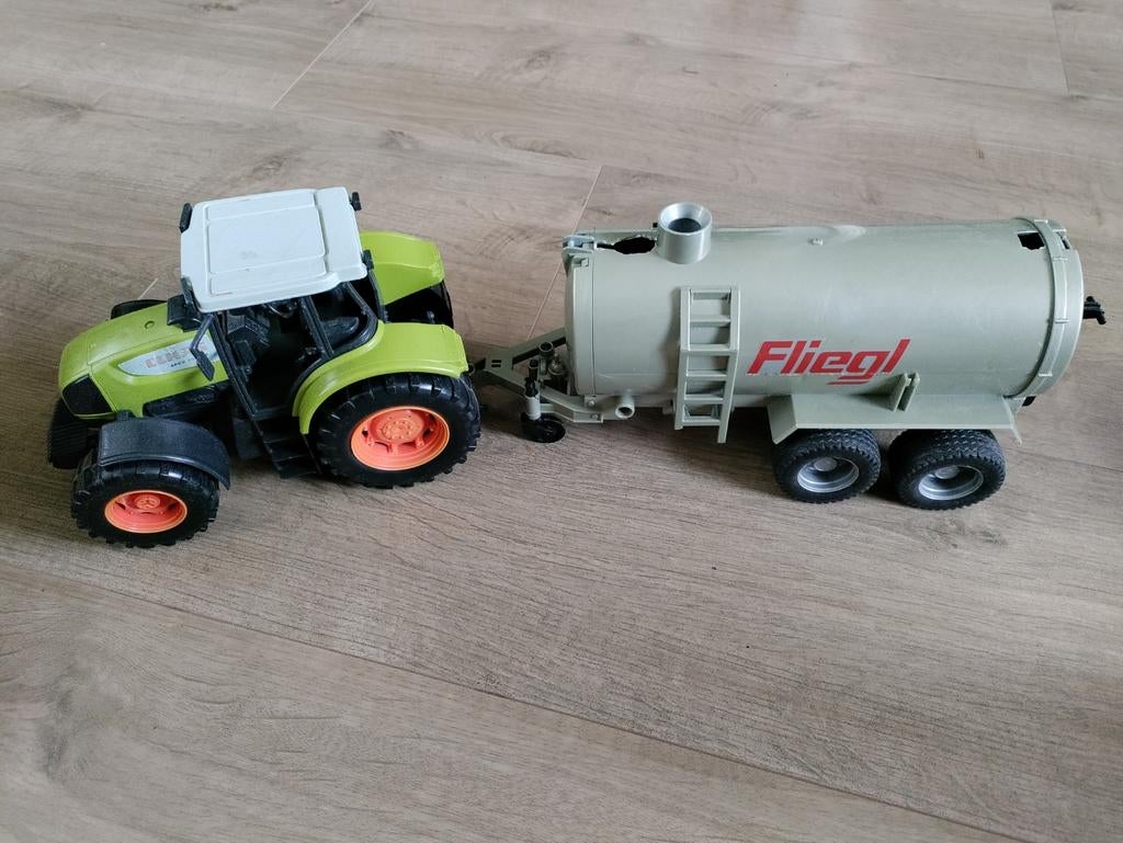 Bruder tractor en aanhanger, Kinderen en Baby's, Speelgoed | Speelgoedvoertuigen, Ophalen of Verzenden, Gebruikt