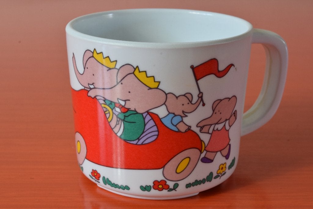 Retro vintage melamine mok / beker - Olifant Babar, Ophalen of Verzenden, Huis en Inrichting