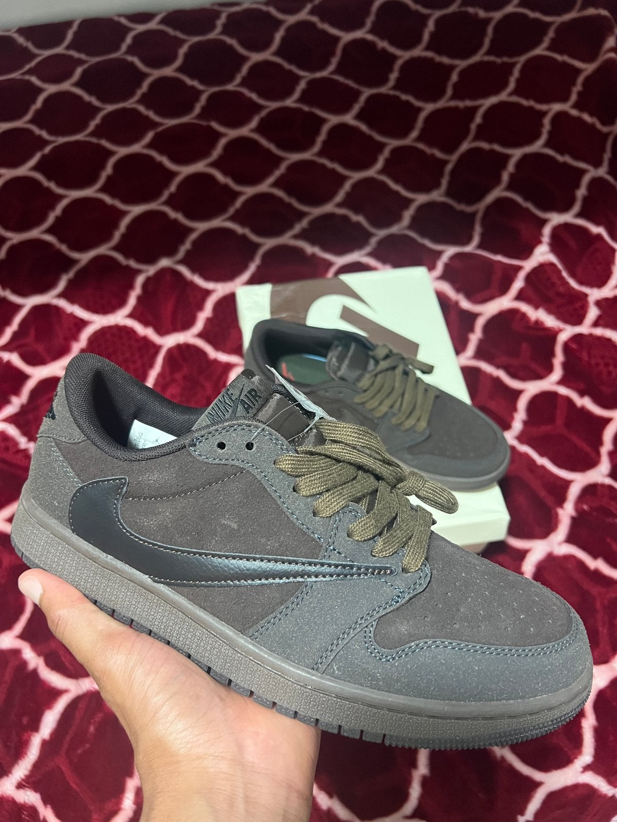 Travis scott bruin, Kleding | Heren, Schoenen, Bruin, Nieuw, Ophalen of Verzenden, Sneakers of Gympen