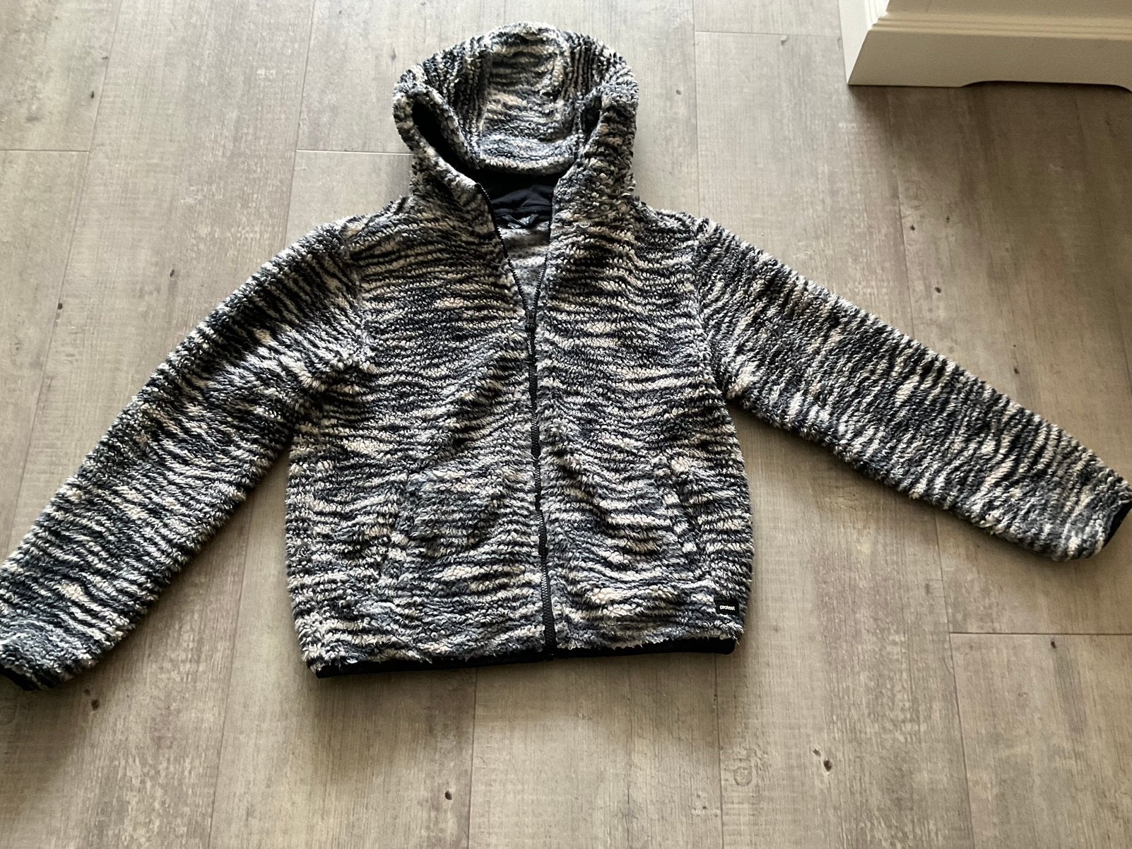 Protest fleece vest met capuchon - zebraprint, Ophalen of Verzenden, Zo goed als nieuw, Jongen of Meisje, Trui of Vest