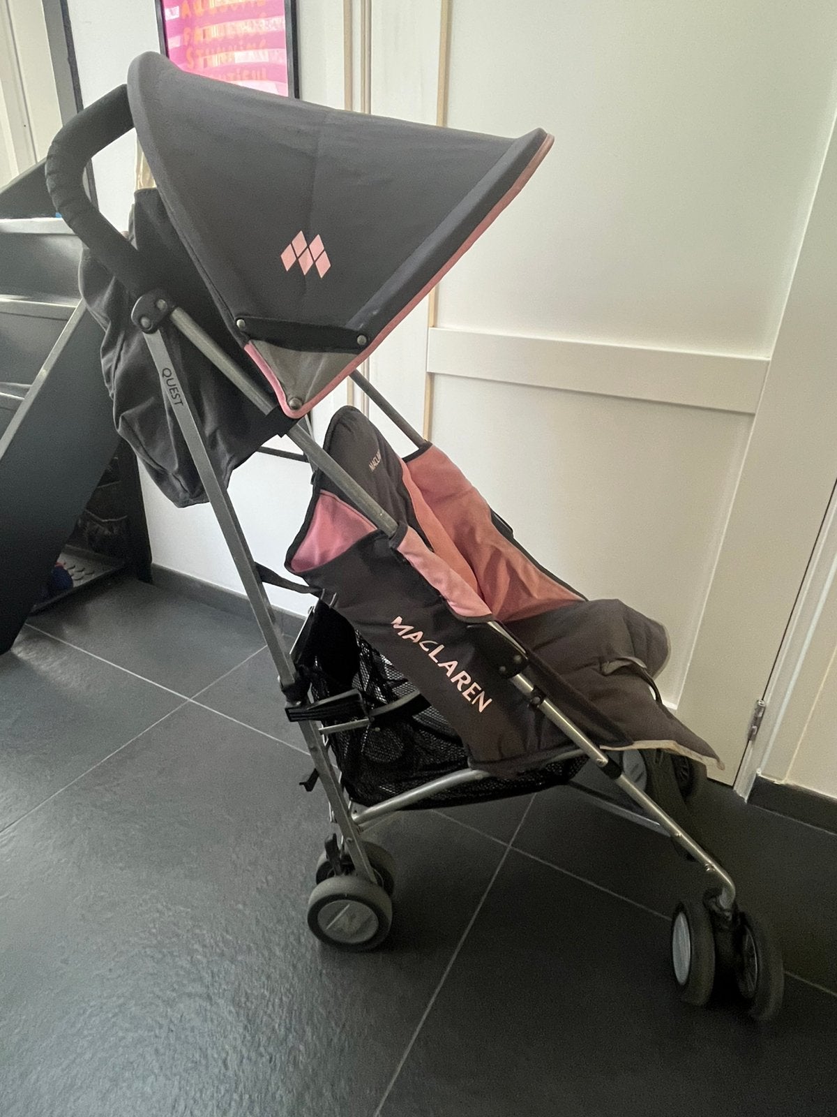 Maclaren Quest buggy grijs-roze, Kinderen en Baby's, Ophalen, Gebruikt, Maclaren, Verstelbare rugleuning