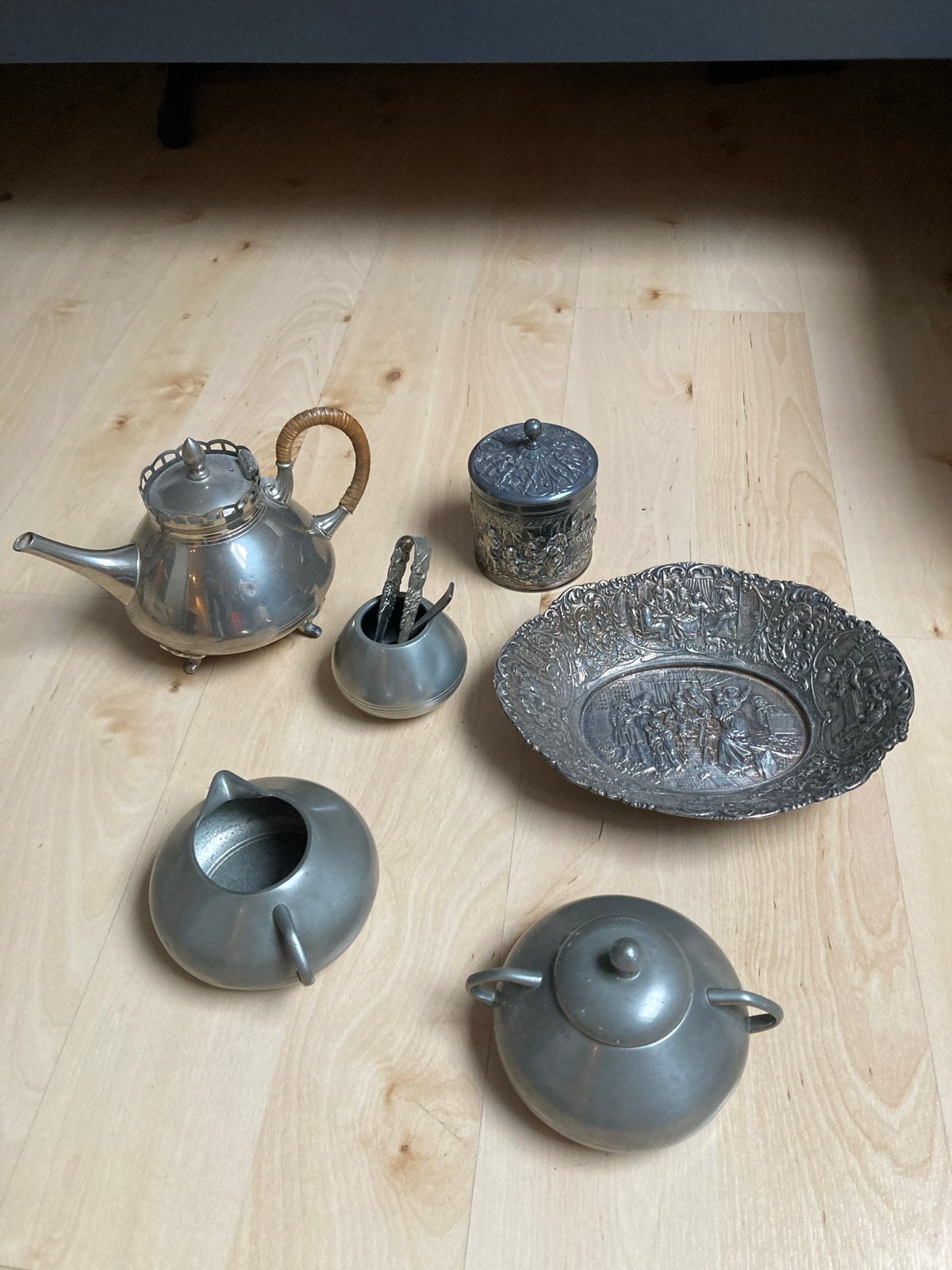 Antiek Tinnen Servies en Decoratie Set, Antiek en Kunst, Ophalen