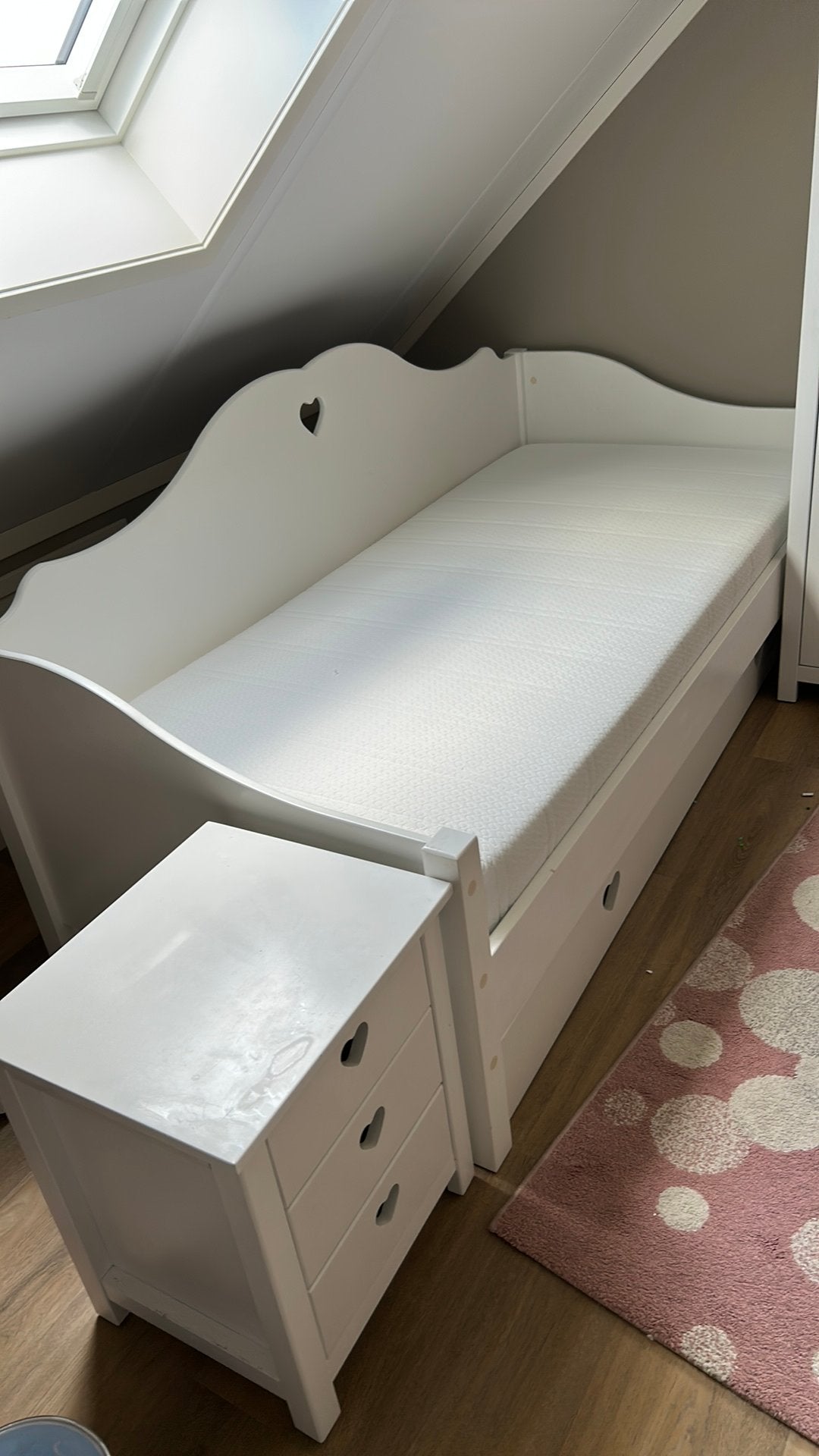 Vipack Amori slaapkamer meisje bed, nachtkastje, kledingkast, 85 tot 100 cm, Gebruikt, 180 cm of meer, Ophalen