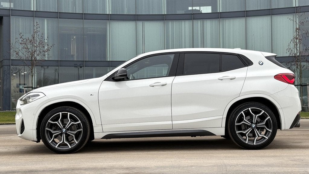 BMW X2 sDrive20i High Executive M-Sport Pano Alcantara Navi, Auto's, BMW, X2, Euro 6, 1435 kg, Wit