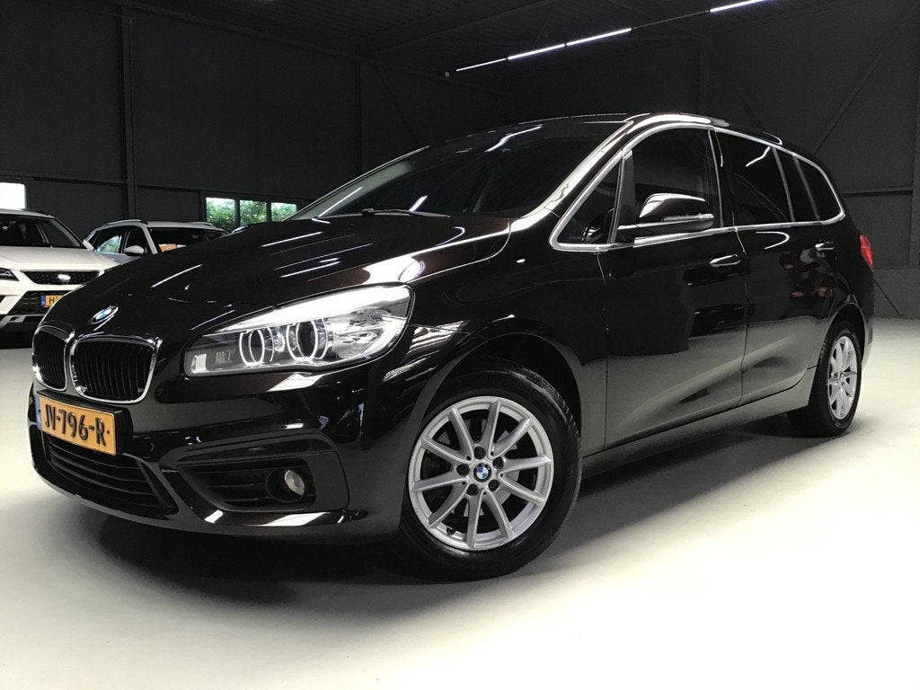 BMW 2-serie Gran Tourer 216i Centennial Executive 7p. I 2eig, Auto's, BMW, Voorwielaandrijving, Gebruikt, Euro 6, 7 stoelen