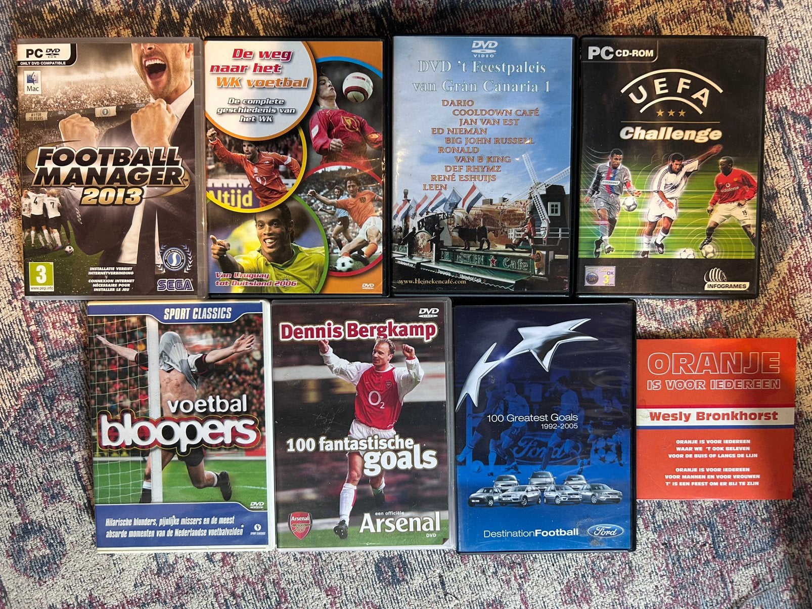 Voetbal DVD en 2 x PC Cdrom spellen Wesly Bronkhorst cd, Ophalen of Verzenden, Zo goed als nieuw, Voetbal