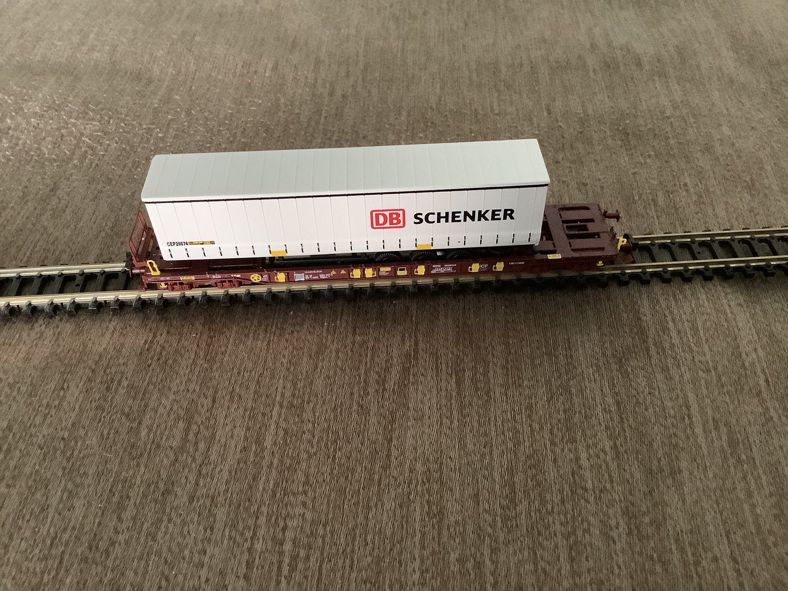 Zwaar  transport met oplegger n spoor, Hobby en Vrije tijd, Modeltreinen | N-Spoor, Overige merken, Gelijkstroom of Wisselstroom