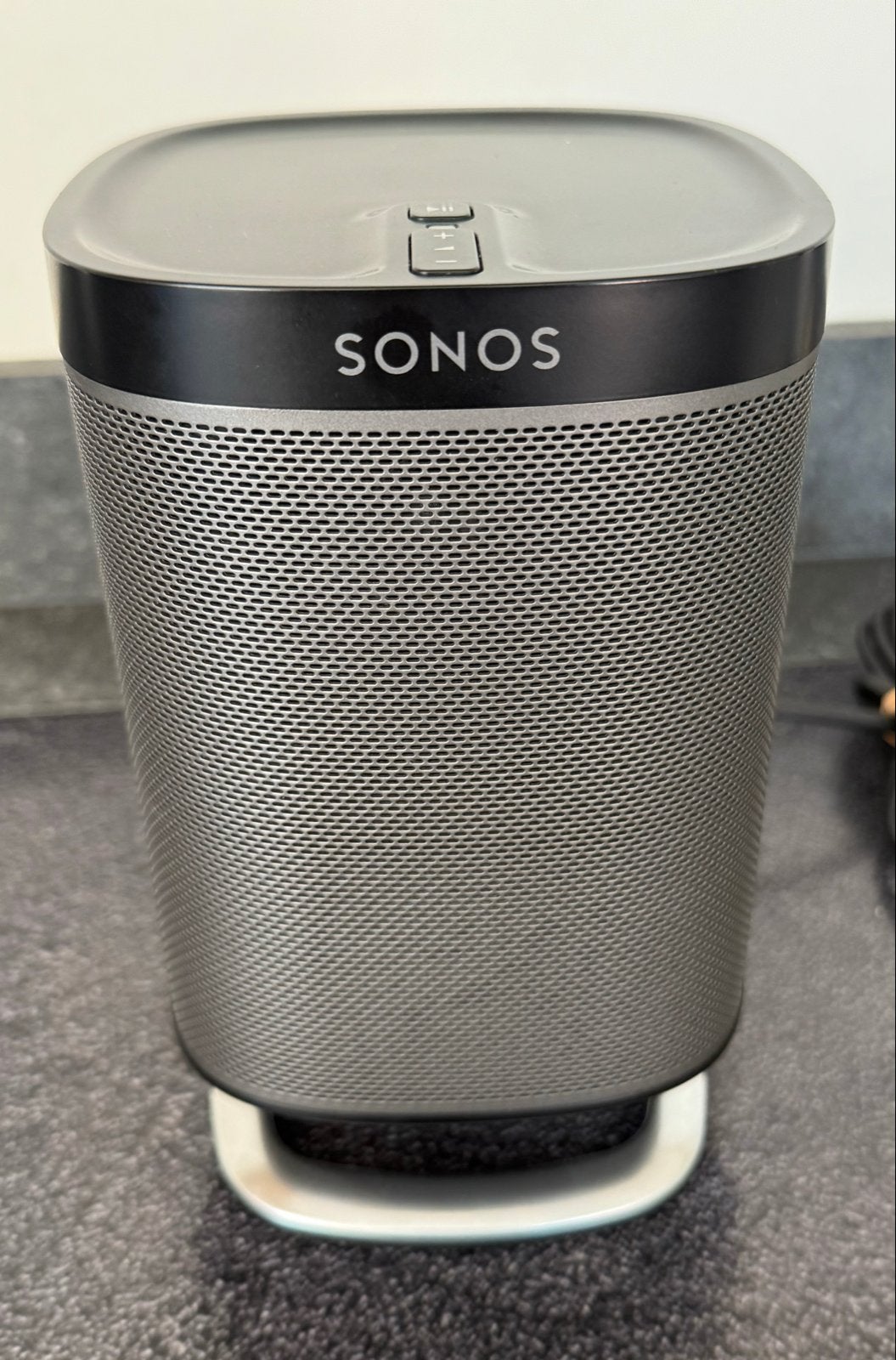 Sonos Play 1 draadloze Homespeaker Grijs/zwart met Voet, Audio, Tv en Foto, Slimme speaker, Gebruikt, WiFi, Ophalen of Verzenden