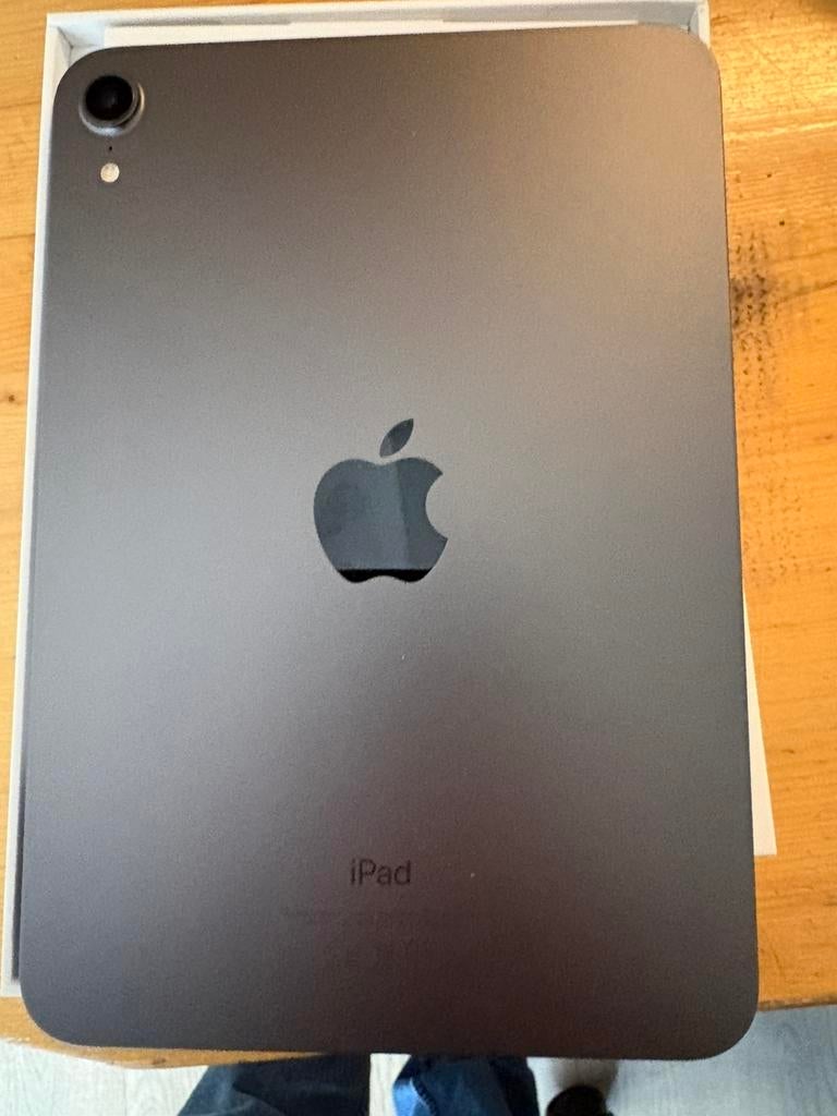 Te koop!, Computers en Software, Apple iPads, Ophalen, Apple iPad, 8 inch, Zo goed als nieuw