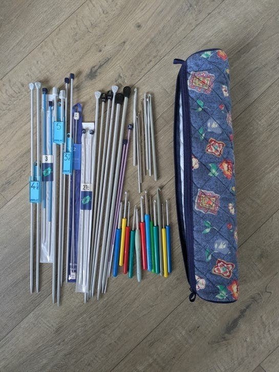 Grote set haak- en breinaalden met etui, Ophalen of Verzenden, Zo goed als nieuw, Breien of Haken, Naald