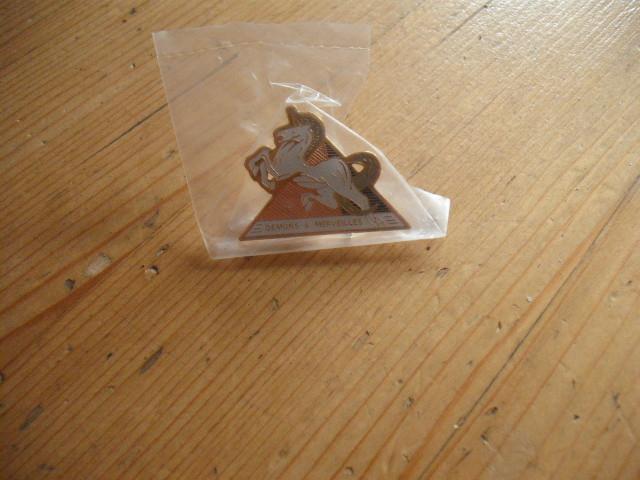 Demons en Merveilles eenhoorn pin logo dier, Ophalen of Verzenden, Zo goed als nieuw