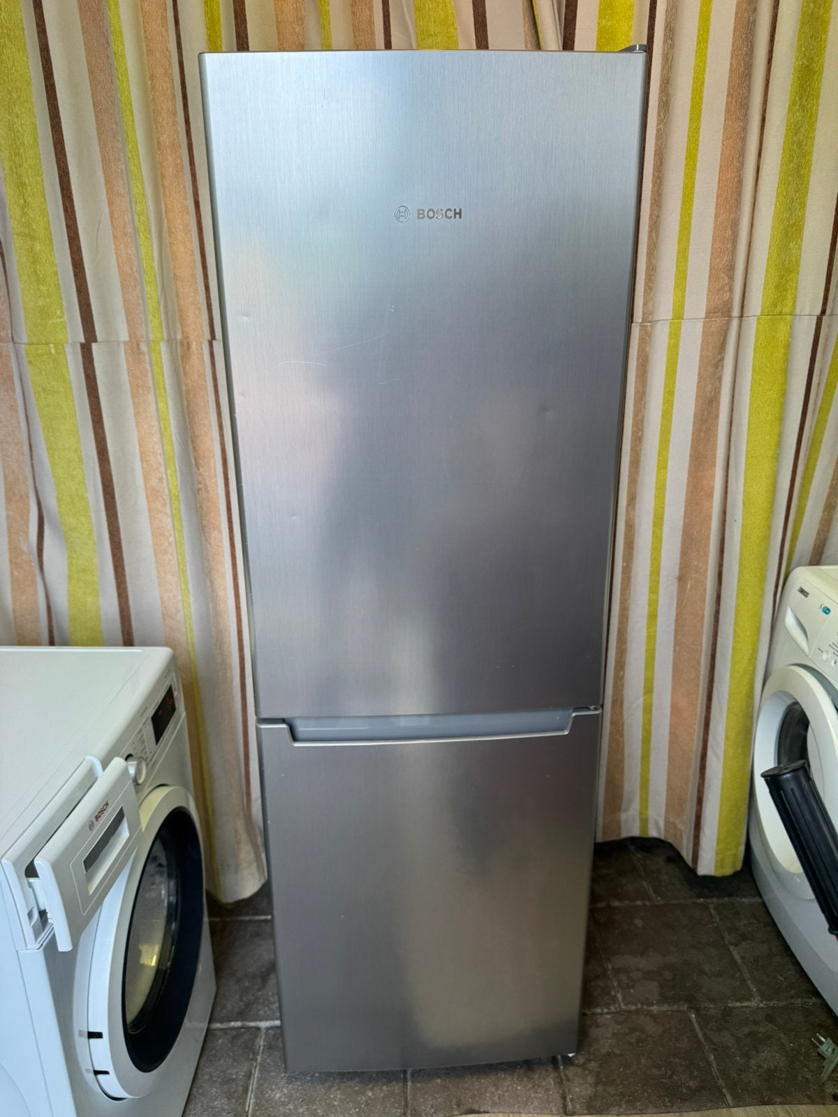Bosch RVS koelvriescombinatie | NoFrost | Werkt Super, Witgoed en Apparatuur, Ophalen, Gebruikt, 200 liter of meer, Met aparte vriezer