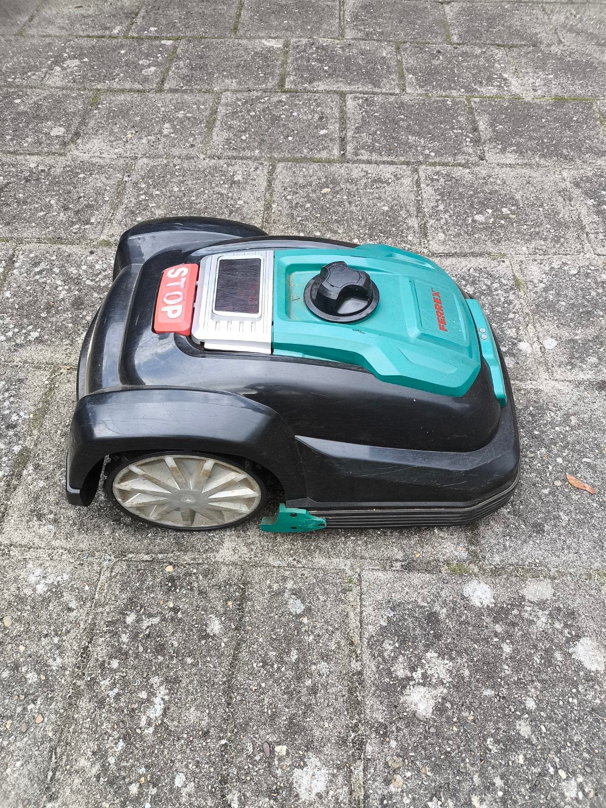 Ferrex 800 robotmaaier