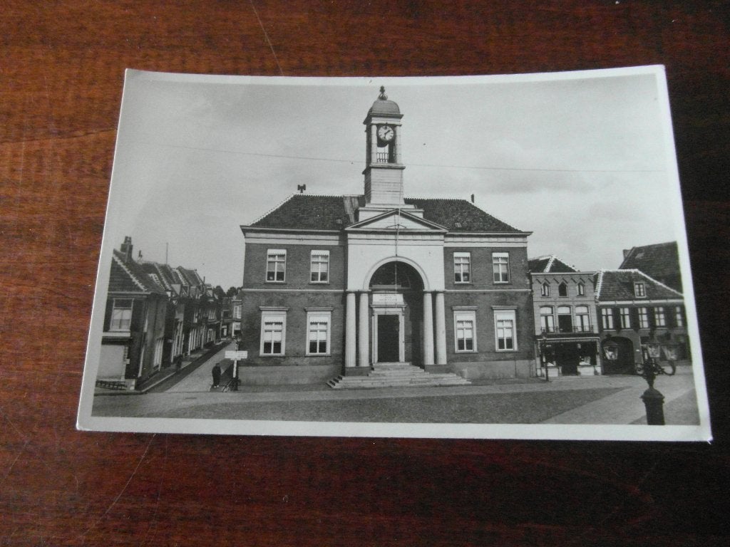 V69 - Harderwijk - Stadhuis - Mooi/Oud, Ophalen of Verzenden, 1940 tot 1960, Gelderland