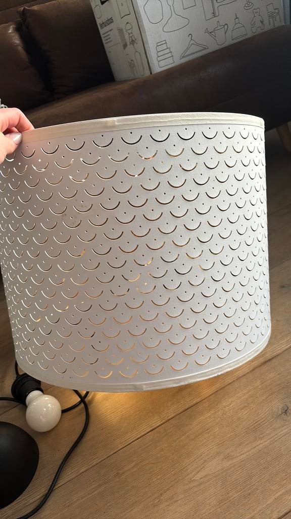 IKEA NYMÖ lampenkap 59 cm wit met patroon, Huis en Inrichting, Lampen | Lampenkappen, Ophalen, Wit, Rond, Zo goed als nieuw