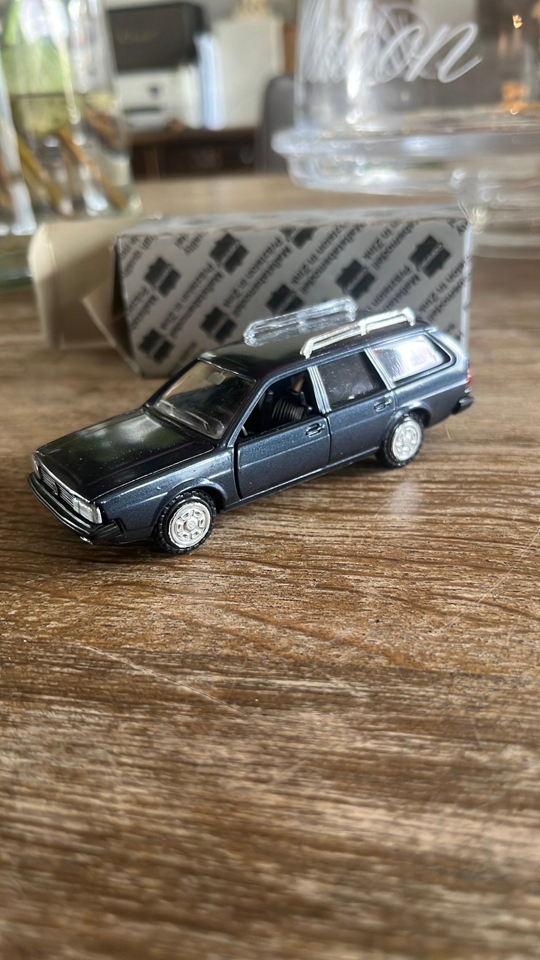 Conrad 1-43 Volkswagen Passat Variant GLS donkergrijs nieuw, Ophalen of Verzenden, Nieuw, Auto