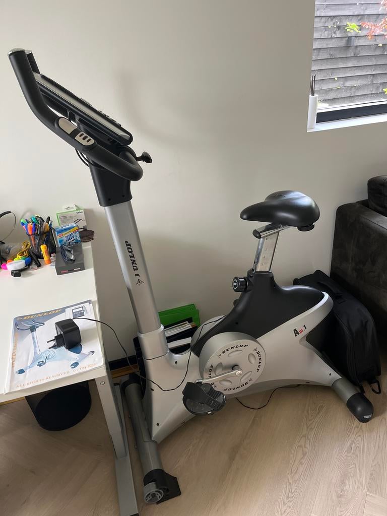 Hometrainer Dunlop AM.1 - Inclusief lader en handleiding, Sport en Fitness, Ophalen, Gebruikt, Benen, Hometrainer
