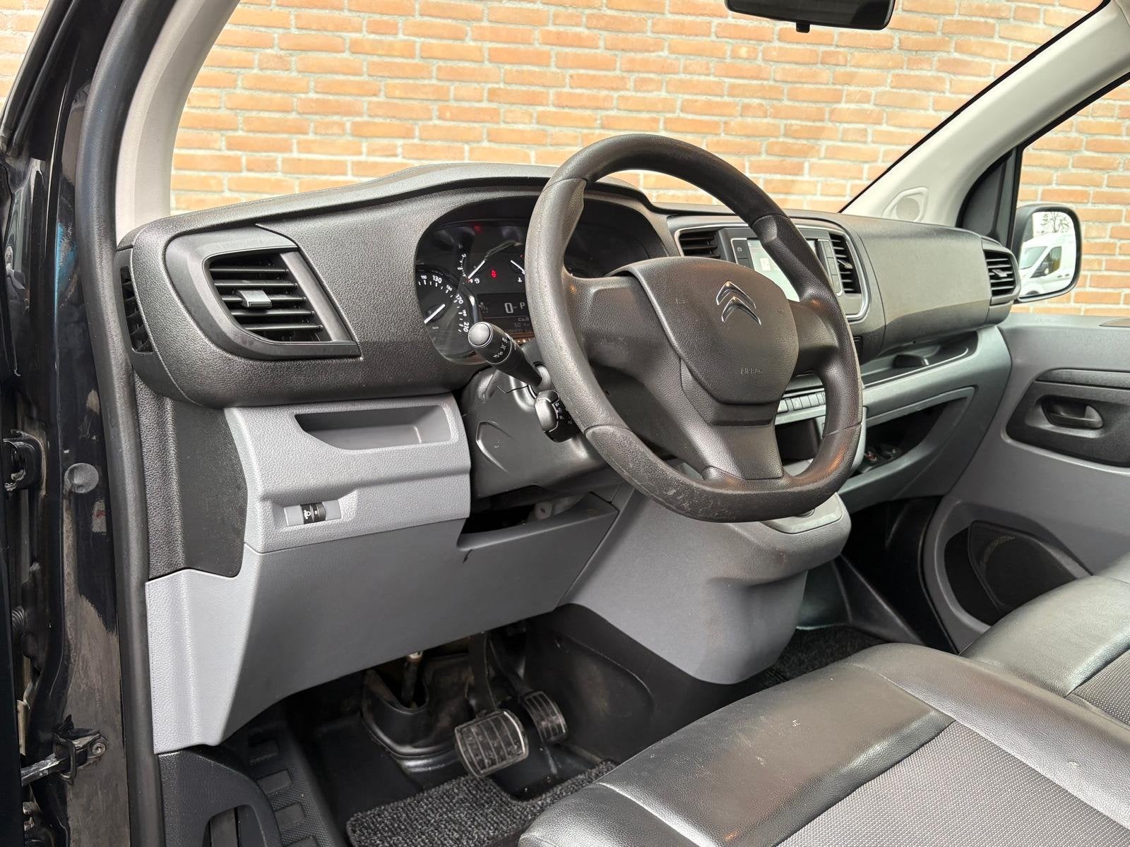Peugeot Expert 2.0BlueHDI 180PK XL Carplay / Camera / Euro6, Gebruikt, Huisgarantie, 4 cilinders, Met garantie (alle)