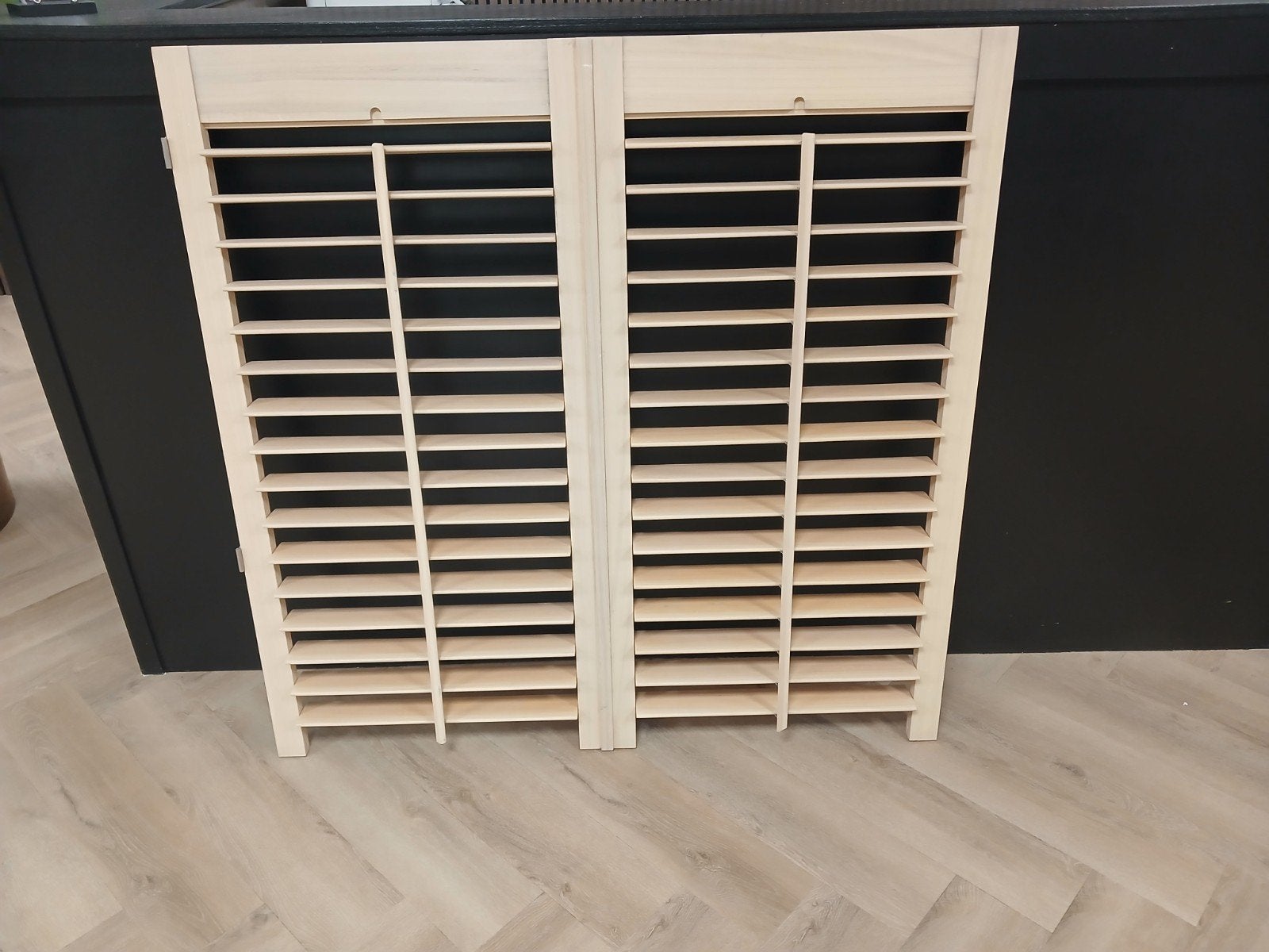 Houten Shutter (echt hout) 1.17m x 1.195m - Licht beschadigd, Ophalen, Gebruikt, Beige, Hout