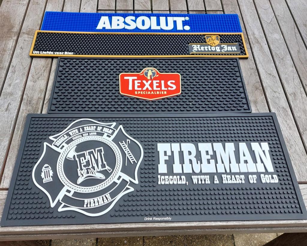 Barmat / Barrunners-  Texels/Absolut/ Hertog Jan/ Fireman, Verzamelen, Ophalen of Verzenden, Zo goed als nieuw, Reclamebord, Plaat of Schild