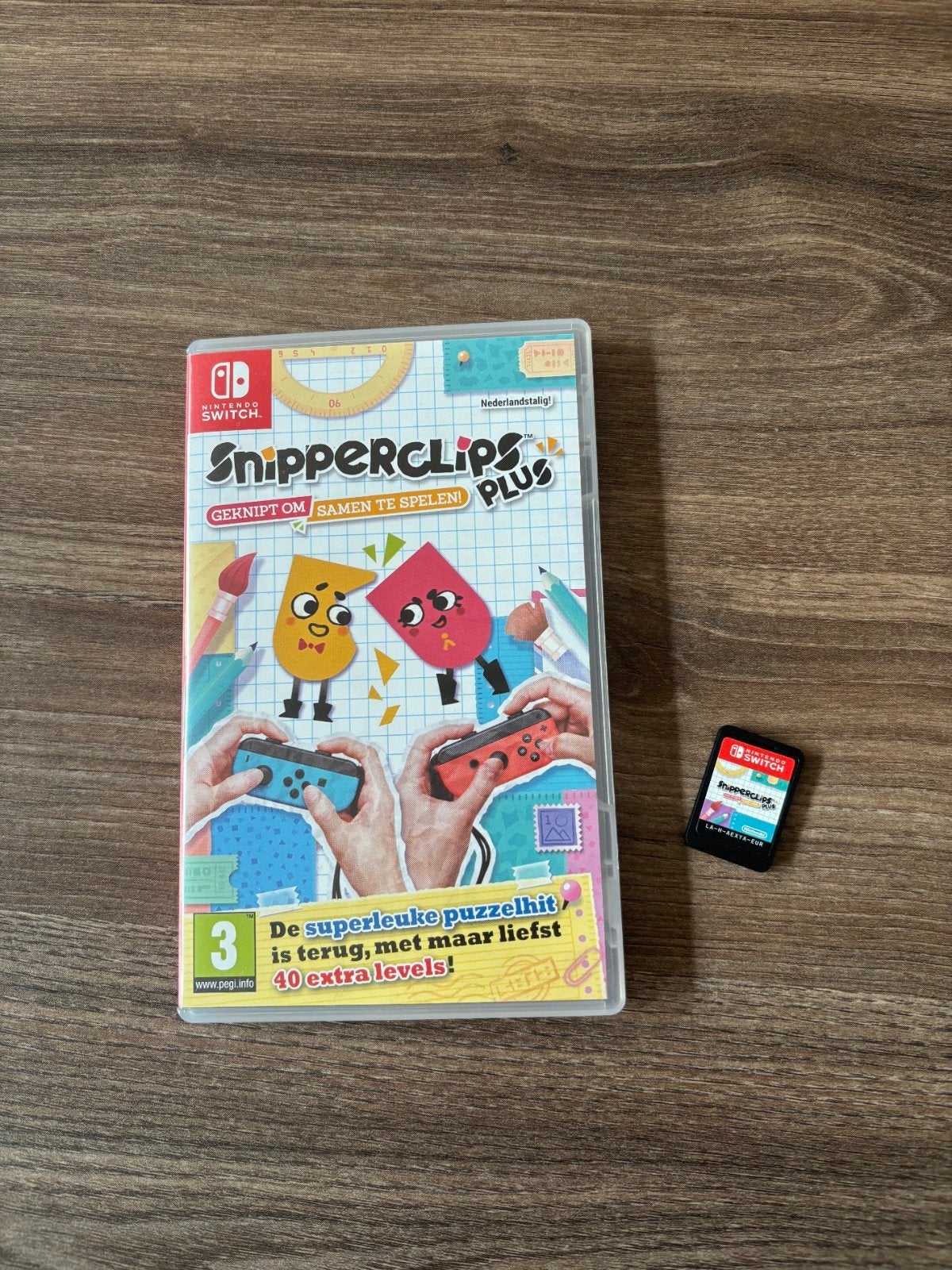Snipperclips Plus, Puzzel en Educatief, Verzenden, Zo goed als nieuw, 3 spelers of meer