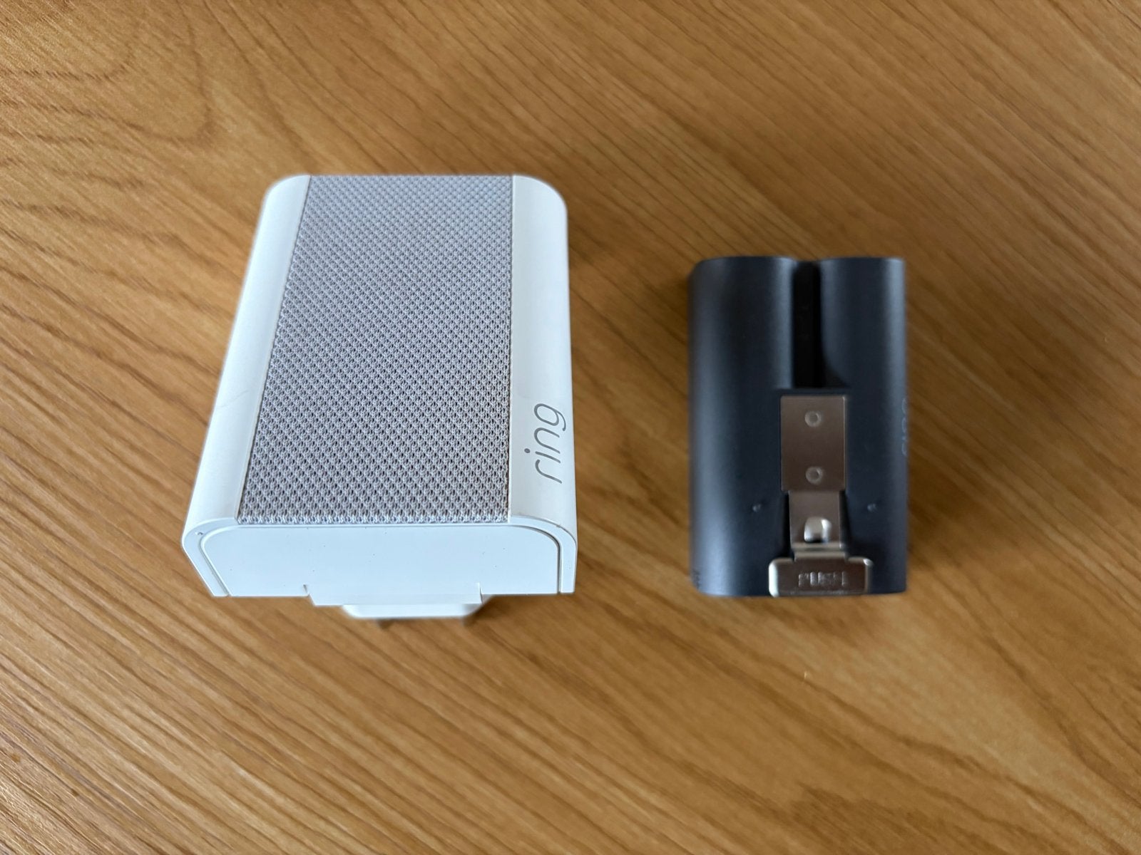 Ring deurbel accu en Ring Chime, Ophalen of Verzenden, Compatibel met smartphone, Zo goed als nieuw, Draadloos