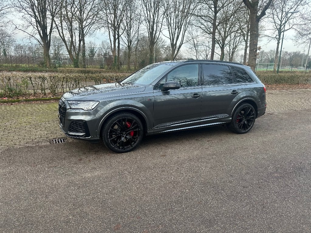 Audi Q7 60 Tfsi e 456pk Quattro Tiptronic 2020 Grijs, Automaat, 2995 cc, 138 €/maand, 340 pk