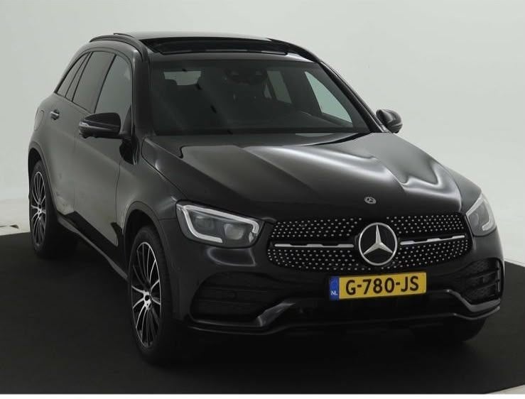 Mercedes-Benz GLC 200 AMG Line | Panorama | 360 Camera, Auto's, 4 cilinders, 2000 kg, Zwart, Origineel Nederlands