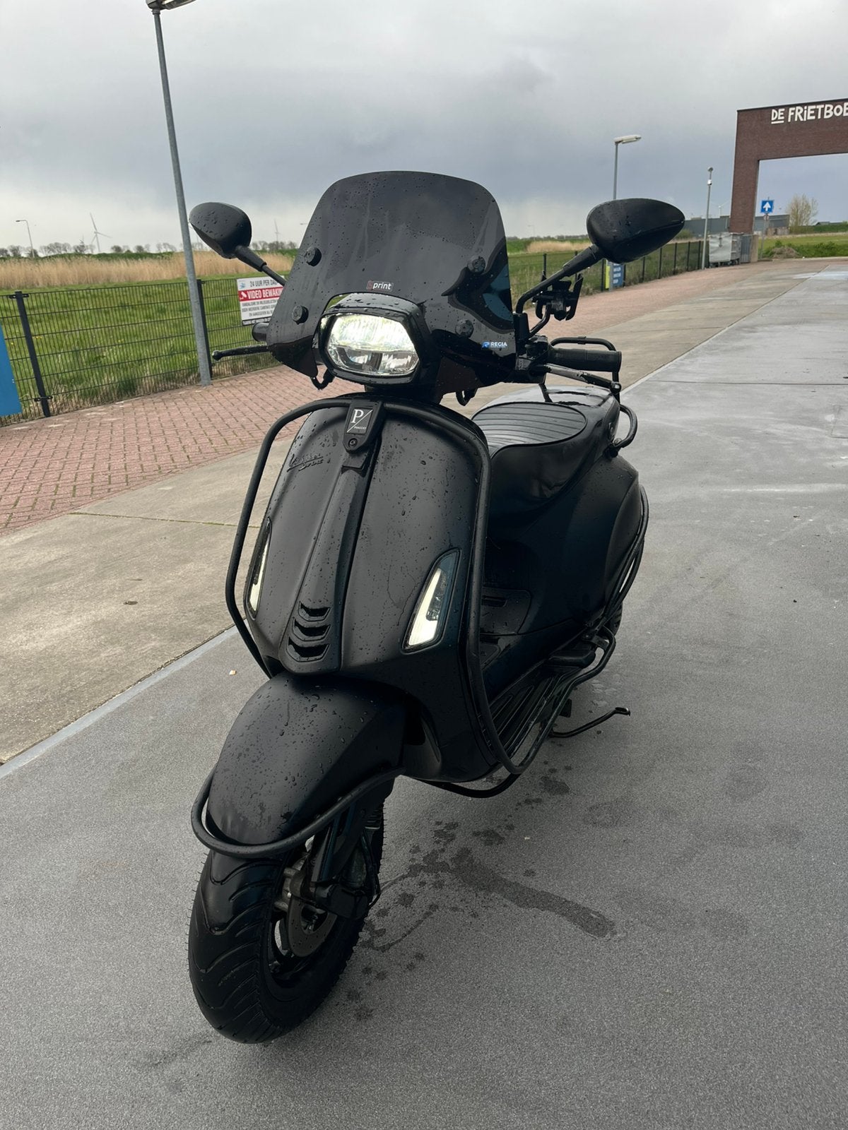 Vespa sprint 2020 e4, Ophalen, Overige modellen, Zo goed als nieuw, Benzine