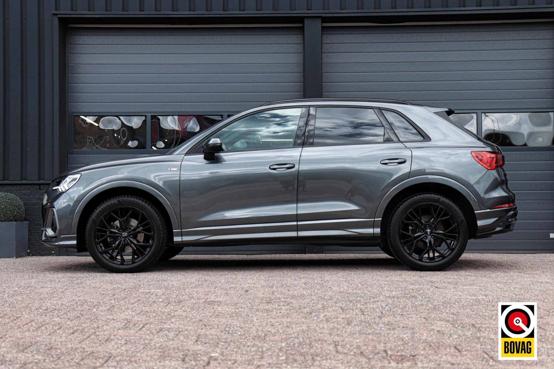 Audi Q3 35 TFSI 2x S-Line |LED|CRUISE|NAVI|PDC V+A|DODE-HOEK, Auto's, 4 cilinders, 1505 kg, Bedrijf, SUV of Terreinwagen