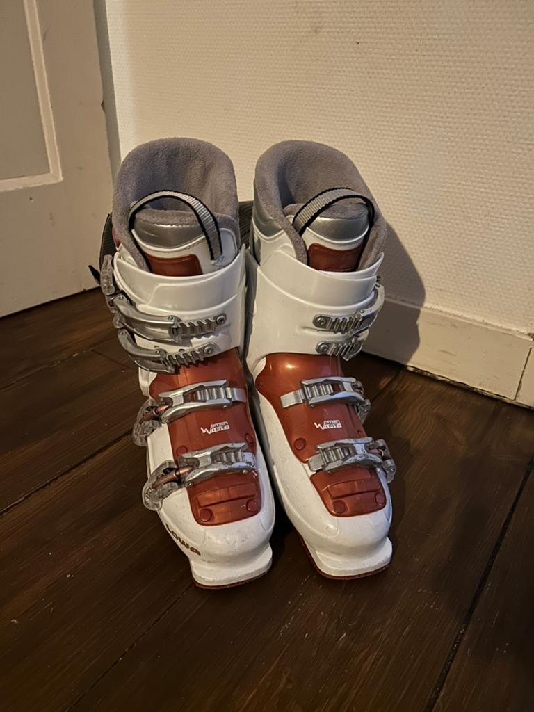 Skischoenen Lowa - maat 39, 160 tot 180 cm, Schoenen, Zo goed als nieuw, Ophalen