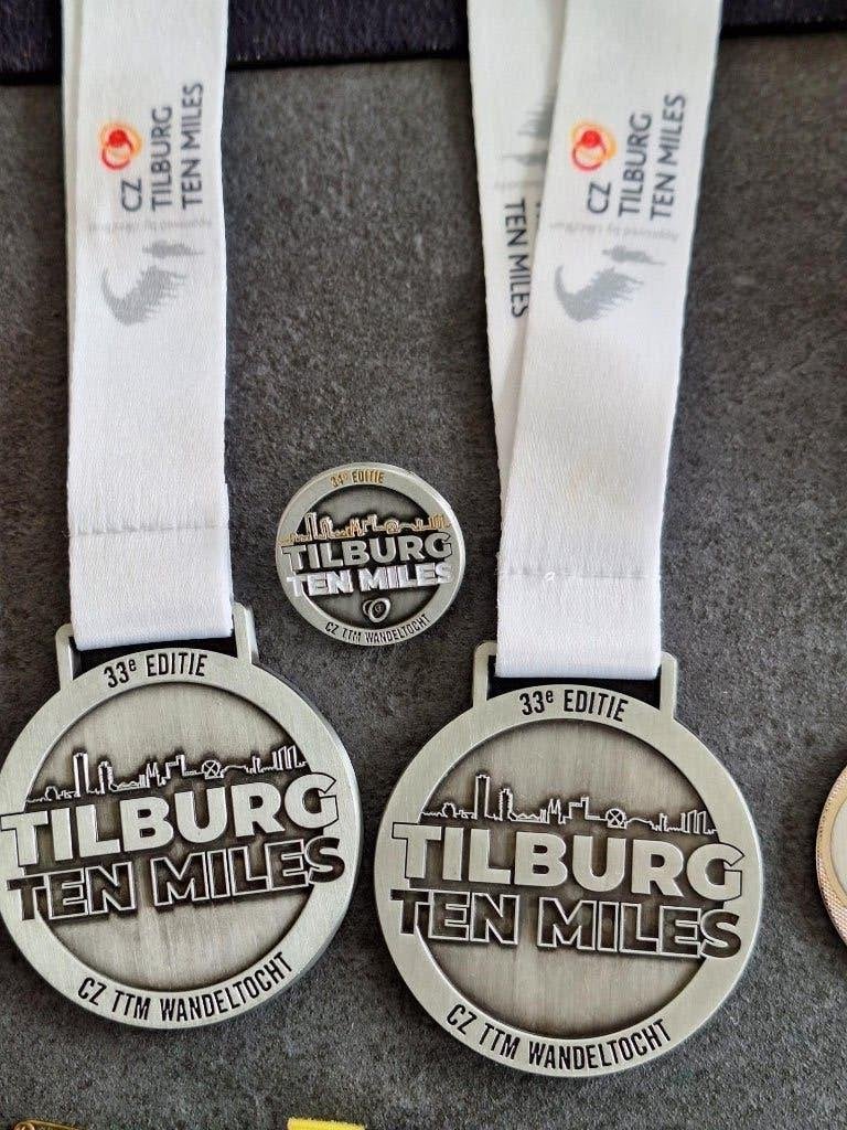 medailles Tilburg Ten Miles, Ophalen of Verzenden, Overige materialen, Nederland