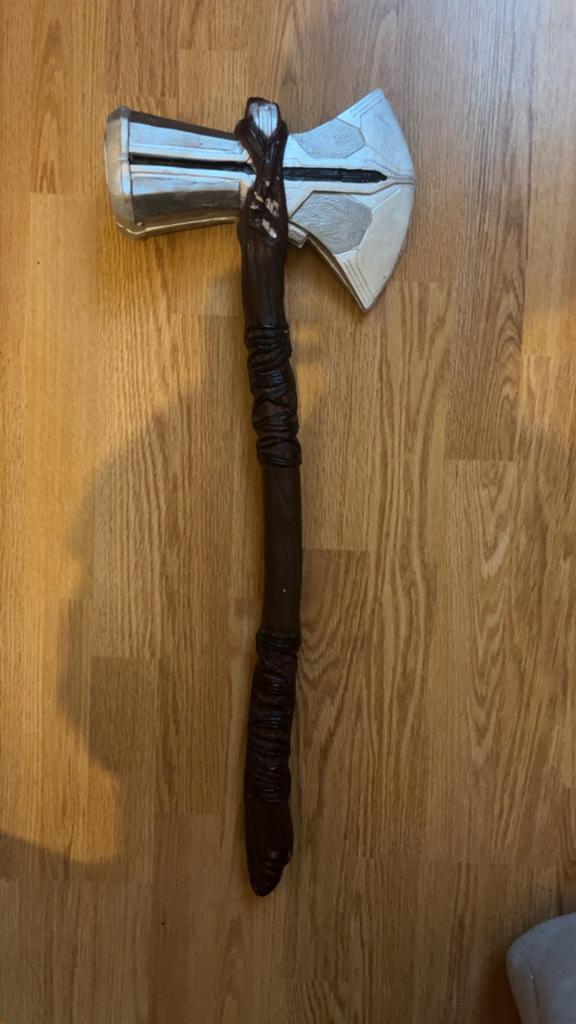 Marvel stormbreaker, Ophalen of Verzenden, Zo goed als nieuw, Actiefiguur of Pop