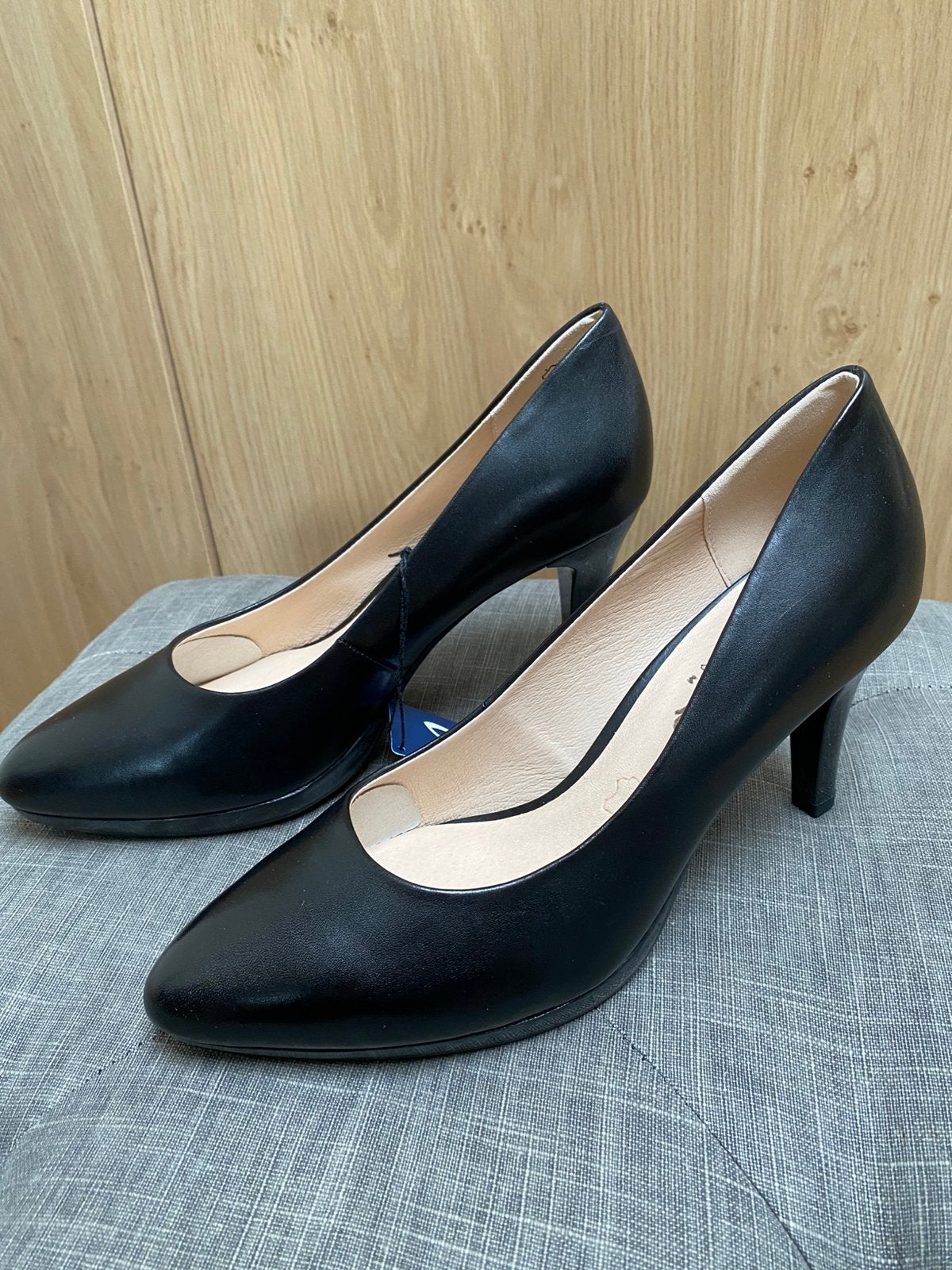 Caprice pump maat 38 zwart, Kleding | Dames, Schoenen, Ophalen of Verzenden, Nieuw, Zwart