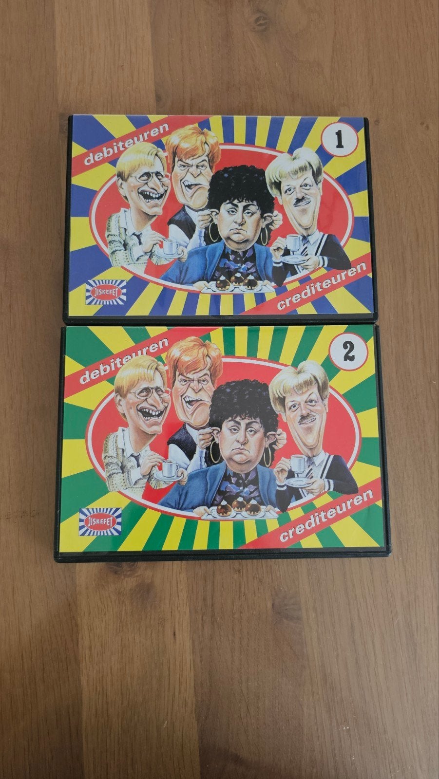Debiteuren Crediteuren 1 & 2 - Jiskefet DVD Boxset, Ophalen of Verzenden, Gebruikt, Boxset, Inclusief doosje