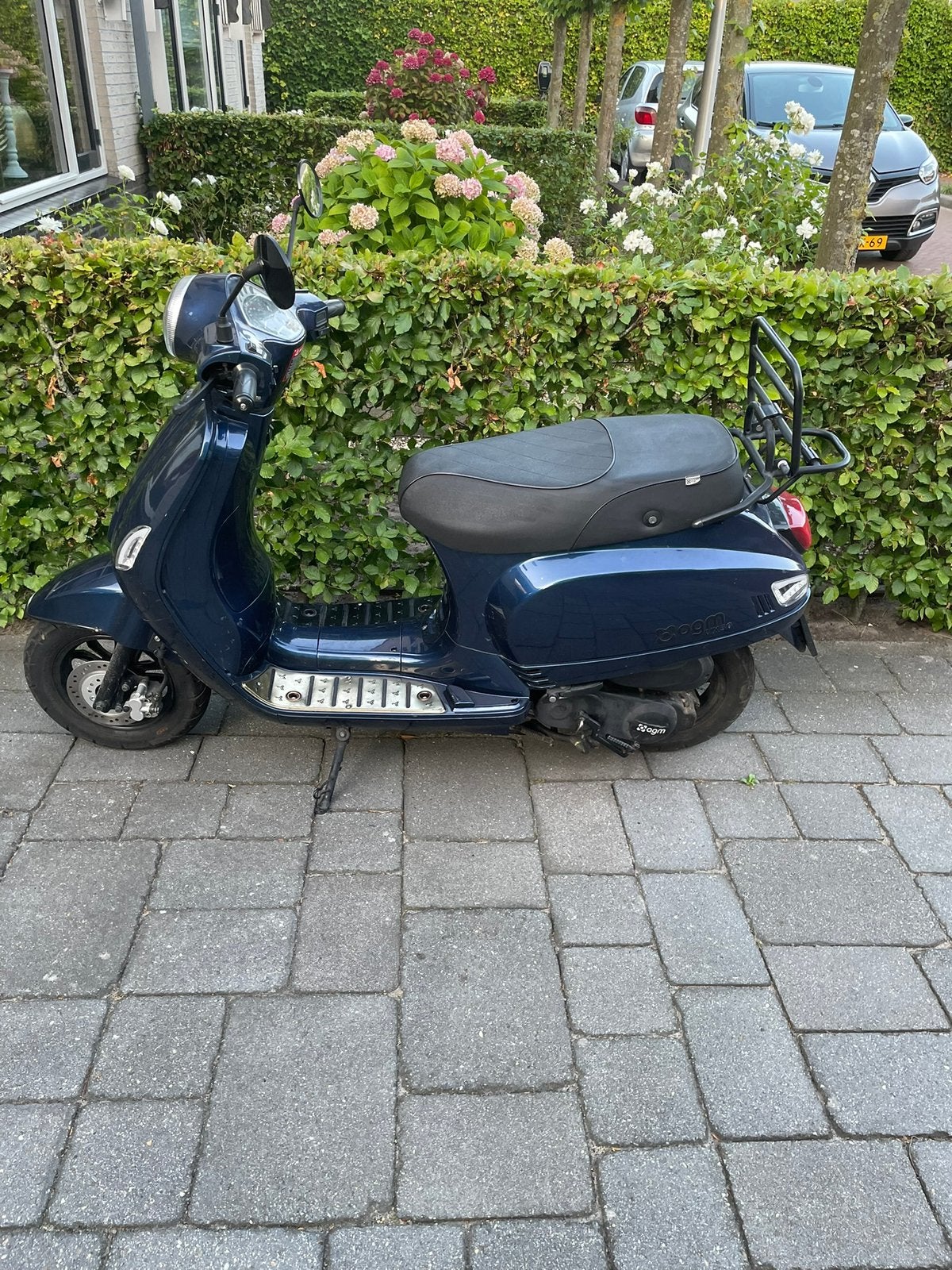 scooter agm vx 50 (loopt wel maar geeft geen gas respons), Ophalen, Zo goed als nieuw, Benzine, Overige merken